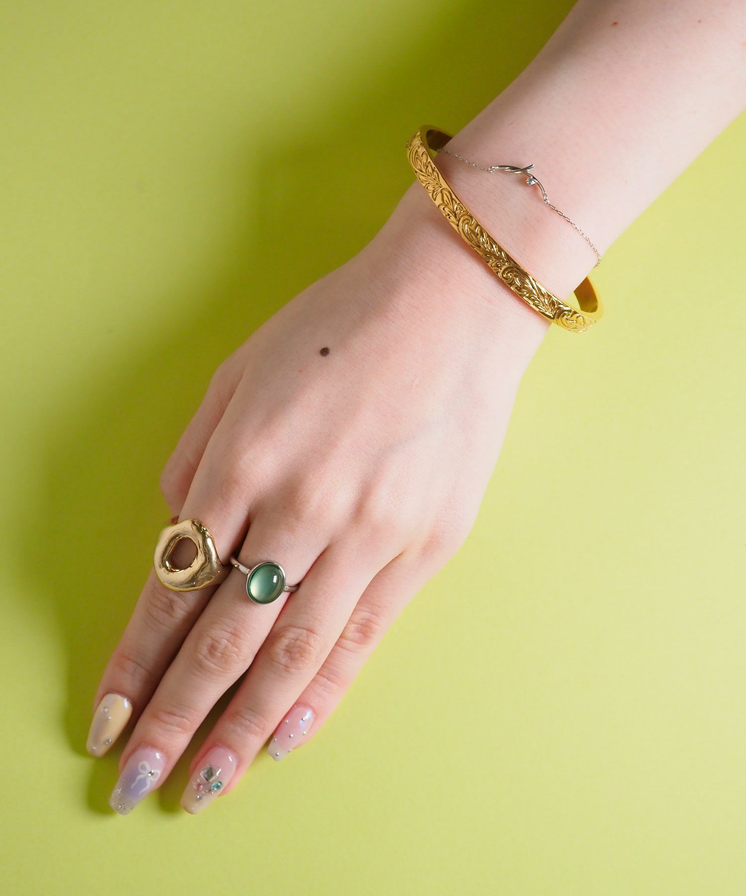 Scroll&Maile Bangle【Lino*Makana】