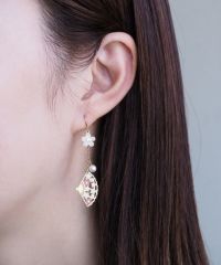 ✅️桜子✅️チューライトピアス 全10色⟫ 桜ひとひらピアス -月明かり- （ つまみ細工＊受注制作