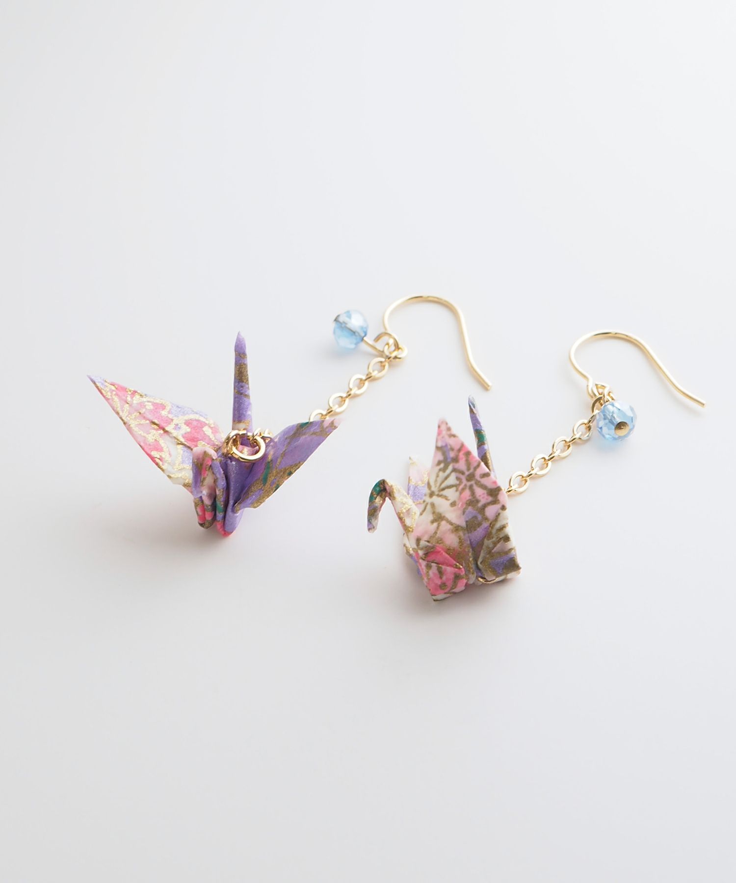 折り鶴ピアス