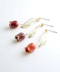 【関税・送料無料】Girlscrew★チューリップ スタッズ ピアス 20%off】チューリップチタンポストピアス | 【公式】MUK ONLINE