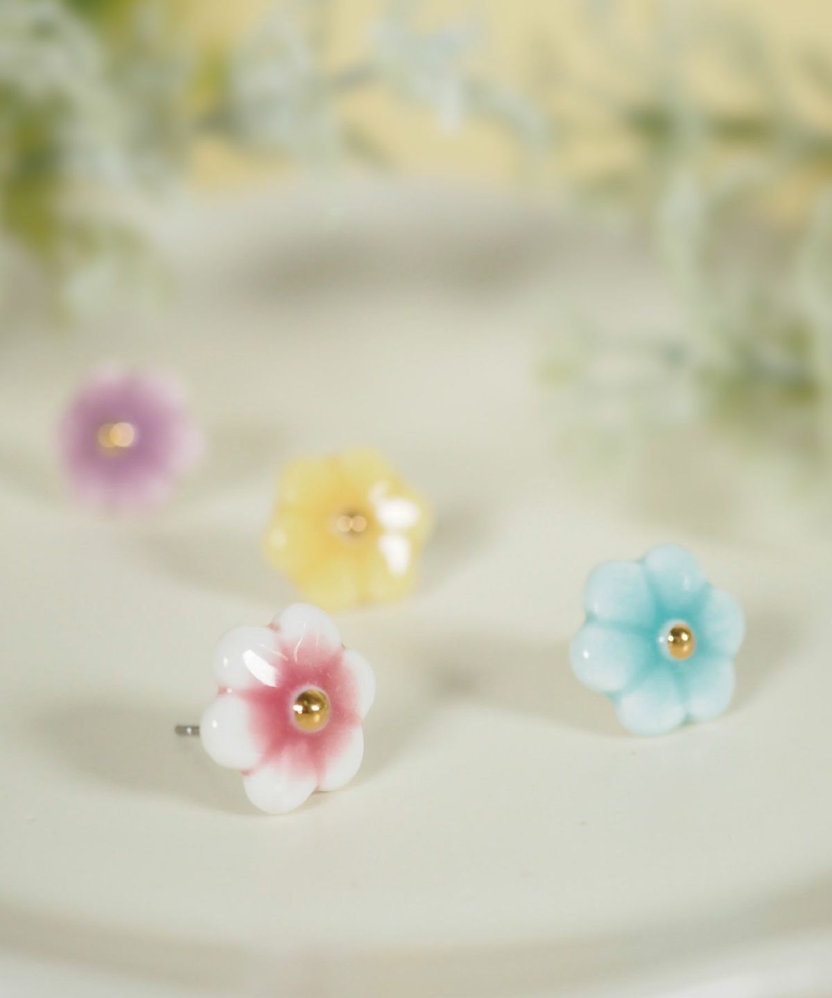 美濃焼タイル小花ピアス【七窯社】