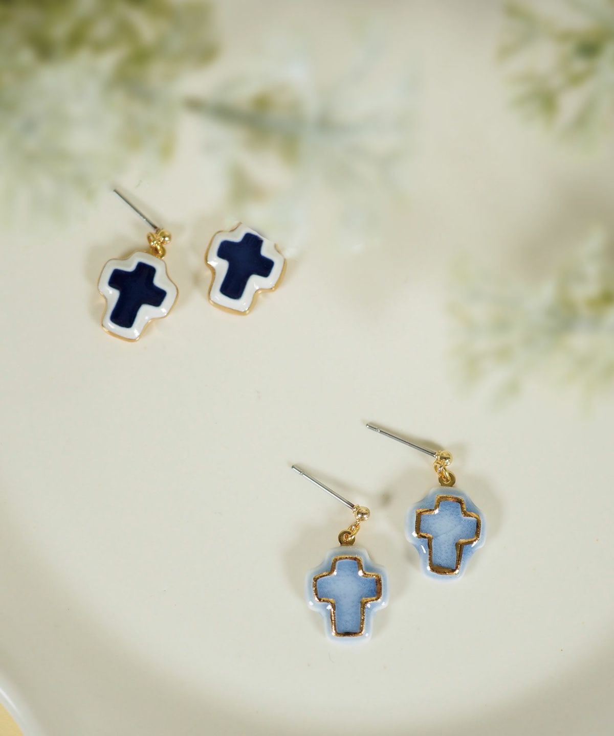 美濃焼タイルみにくろピアス【七窯社】