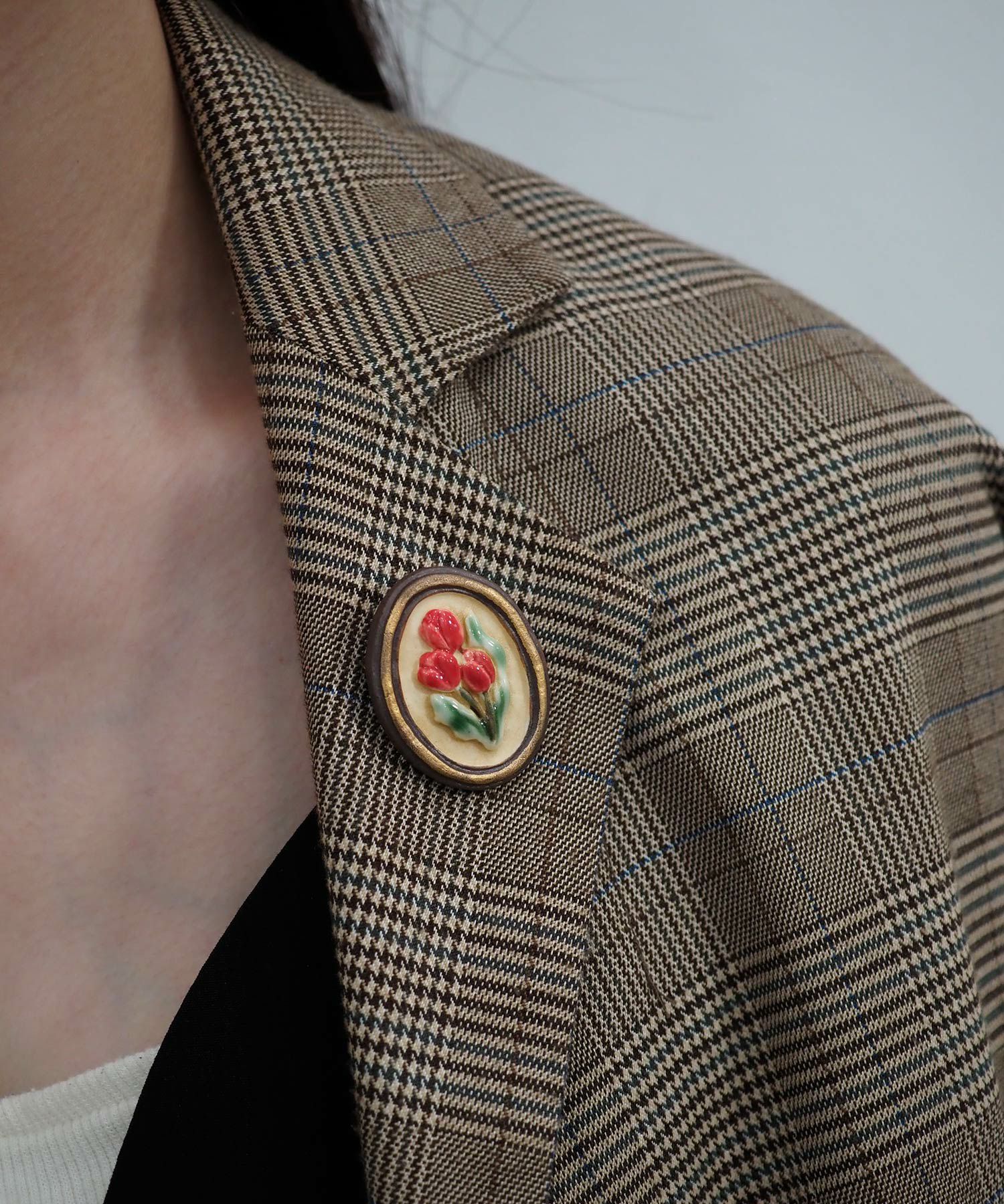 美濃焼タイル額縁ブローチ【七窯社】