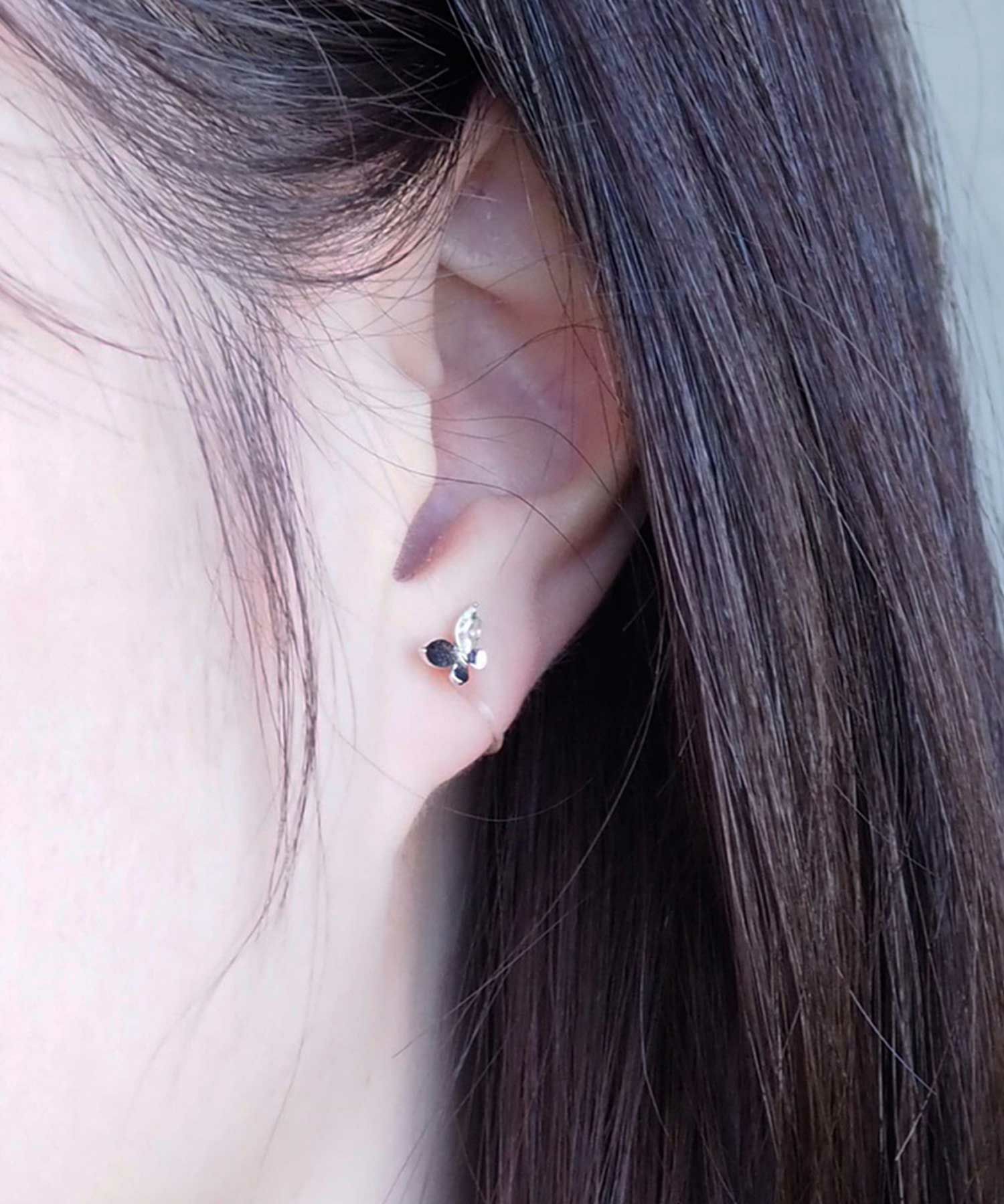 メタルバタフライ樹脂ノンホールイヤリング