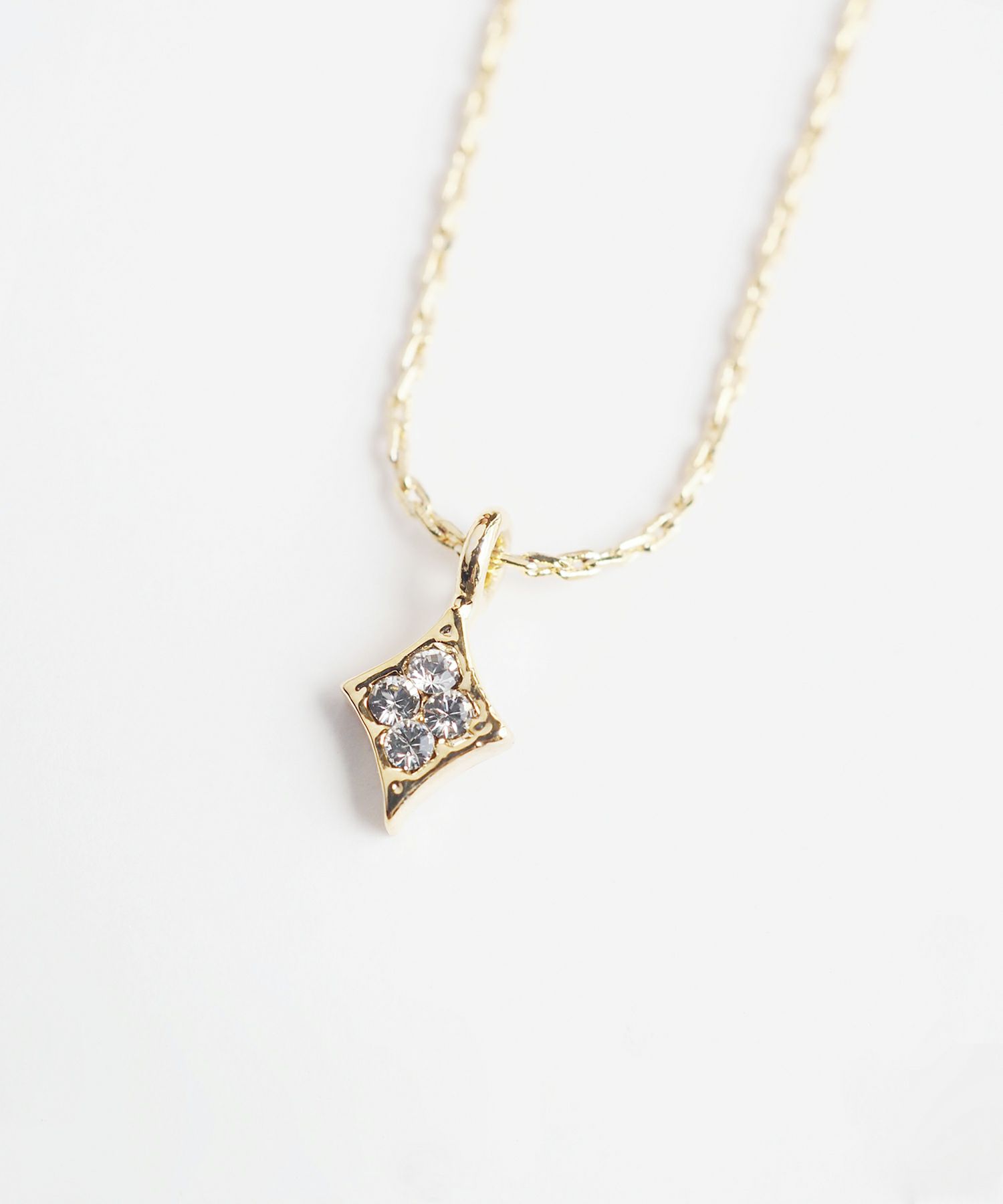 【web限定】ひし形ラインストーンペンダント