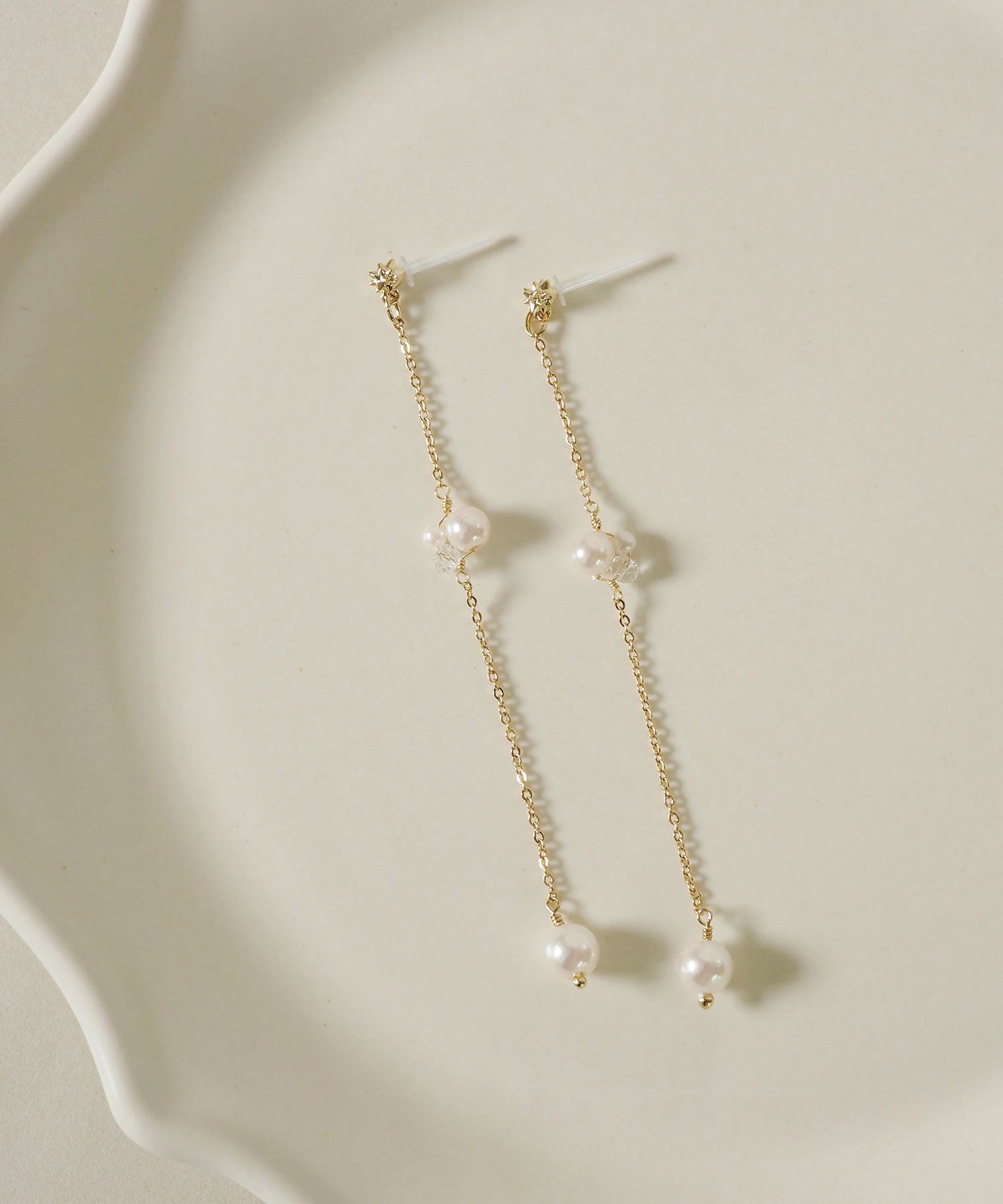 【web限定】チェーンパールセラミックポストピアス
