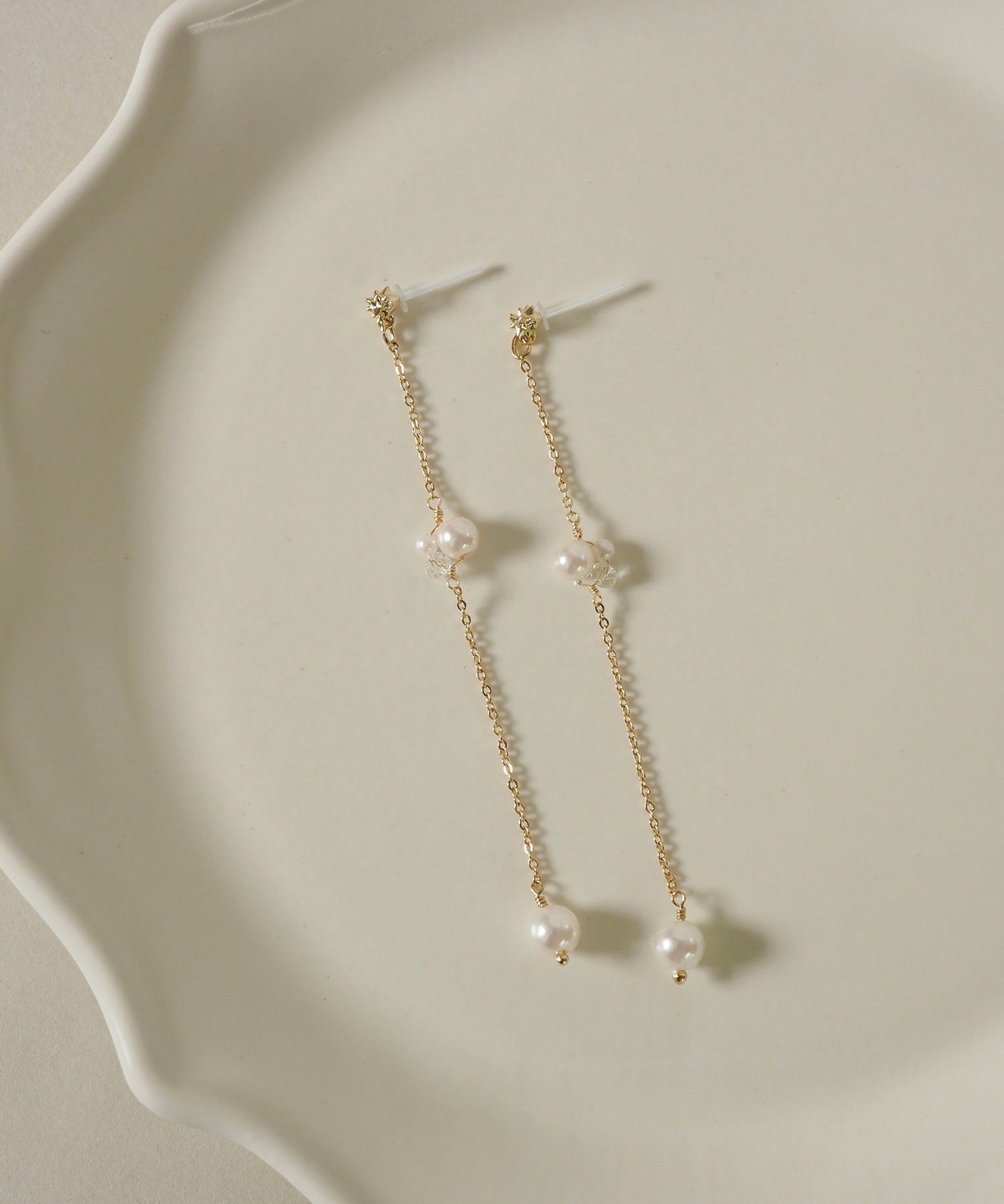 【web限定】チェーンパールセラミックポストピアス