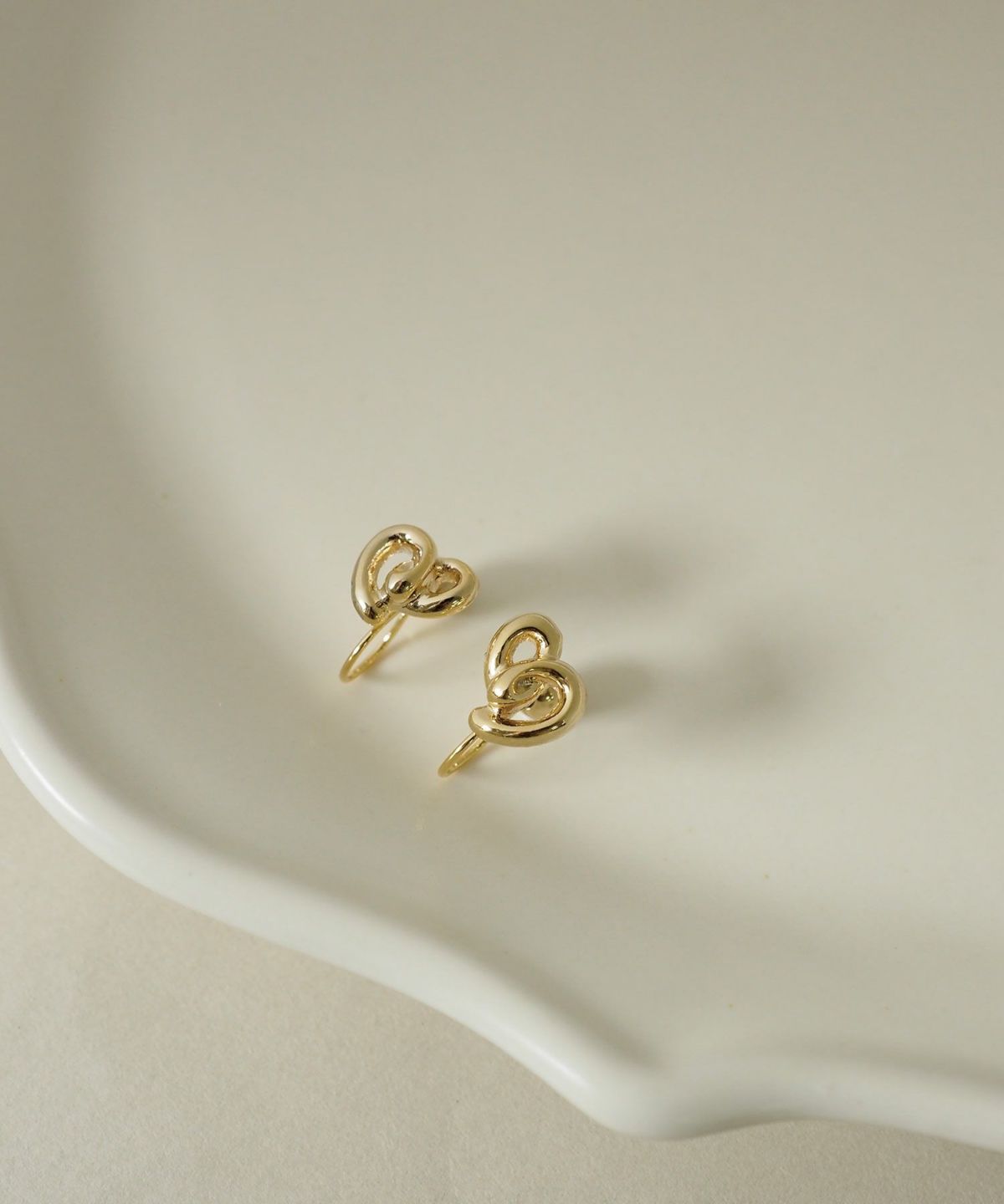 【web限定】ニュアンスメタルノンホールイヤリング