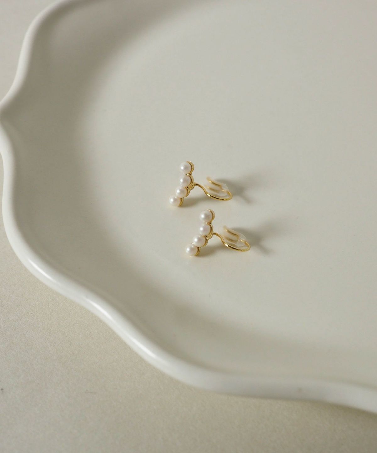 【web限定】トリプルパールノンホールイヤリング