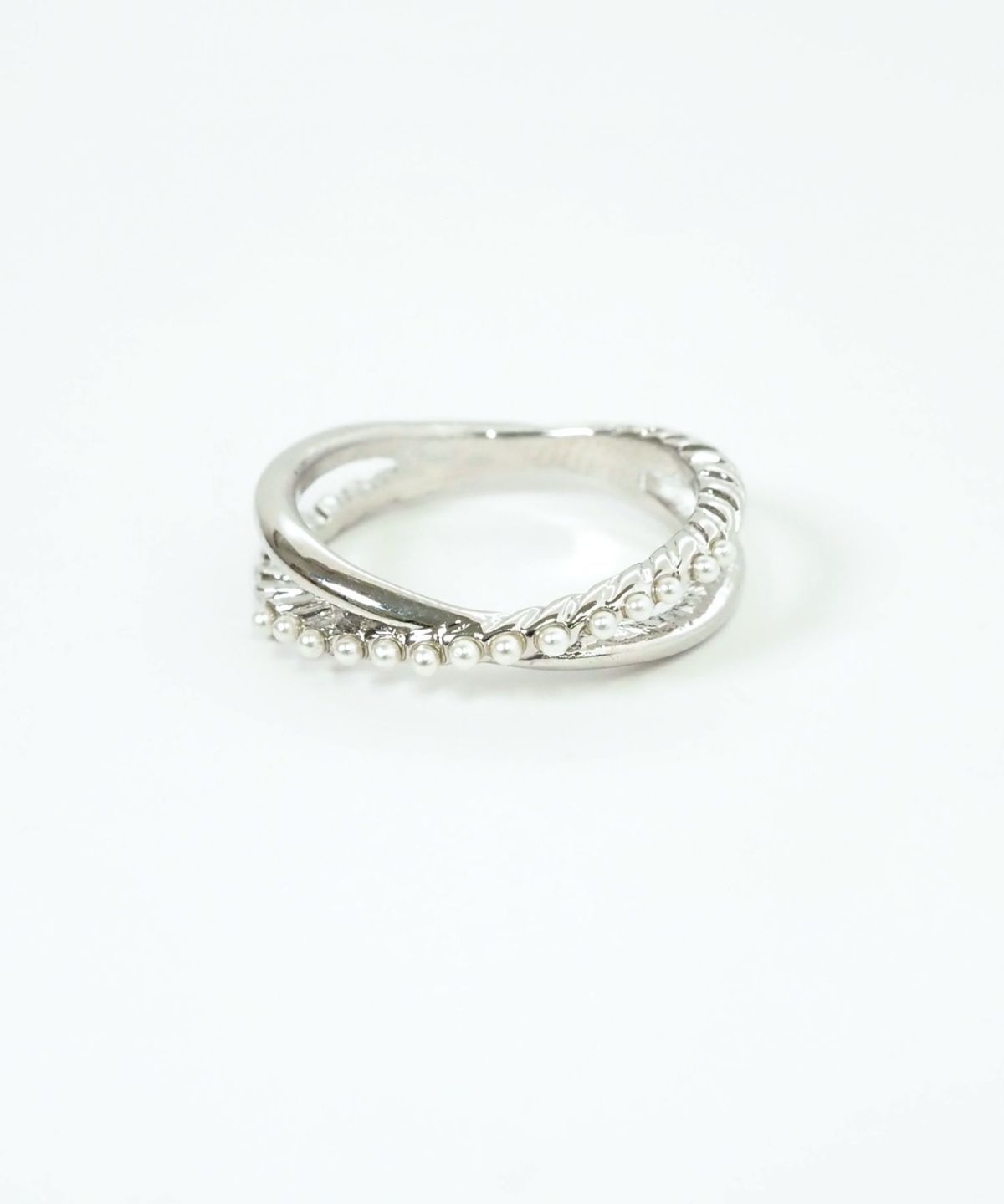 パールラインクロスリング