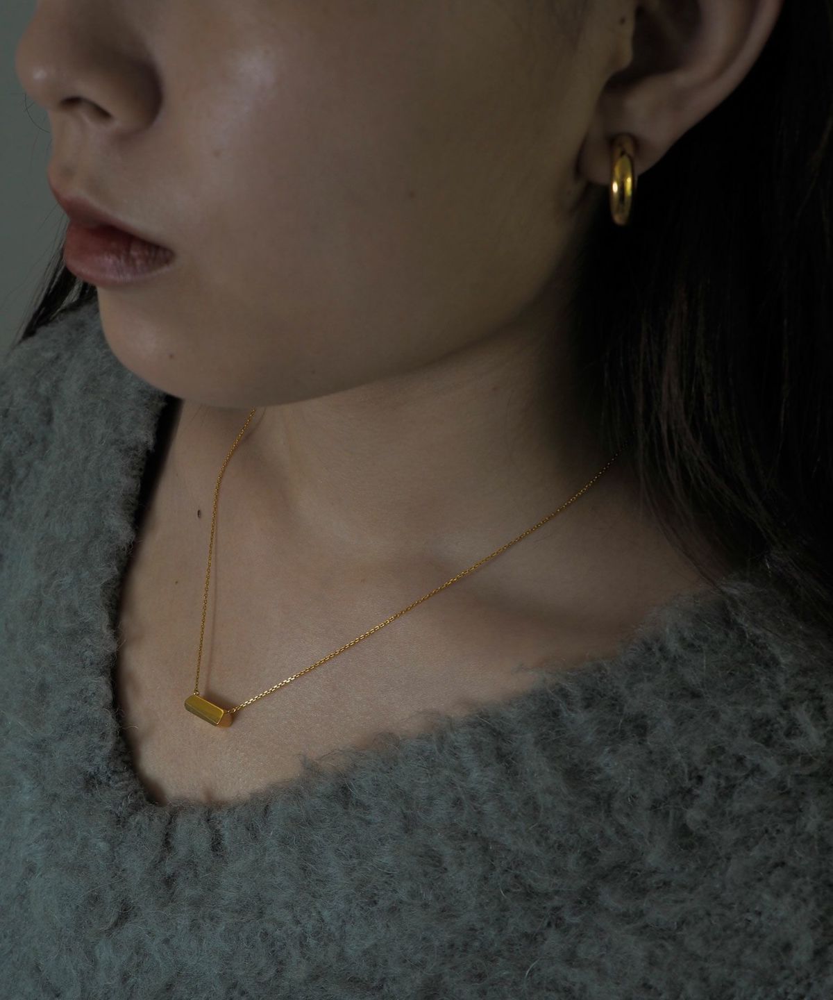 スクエアラインネックレス