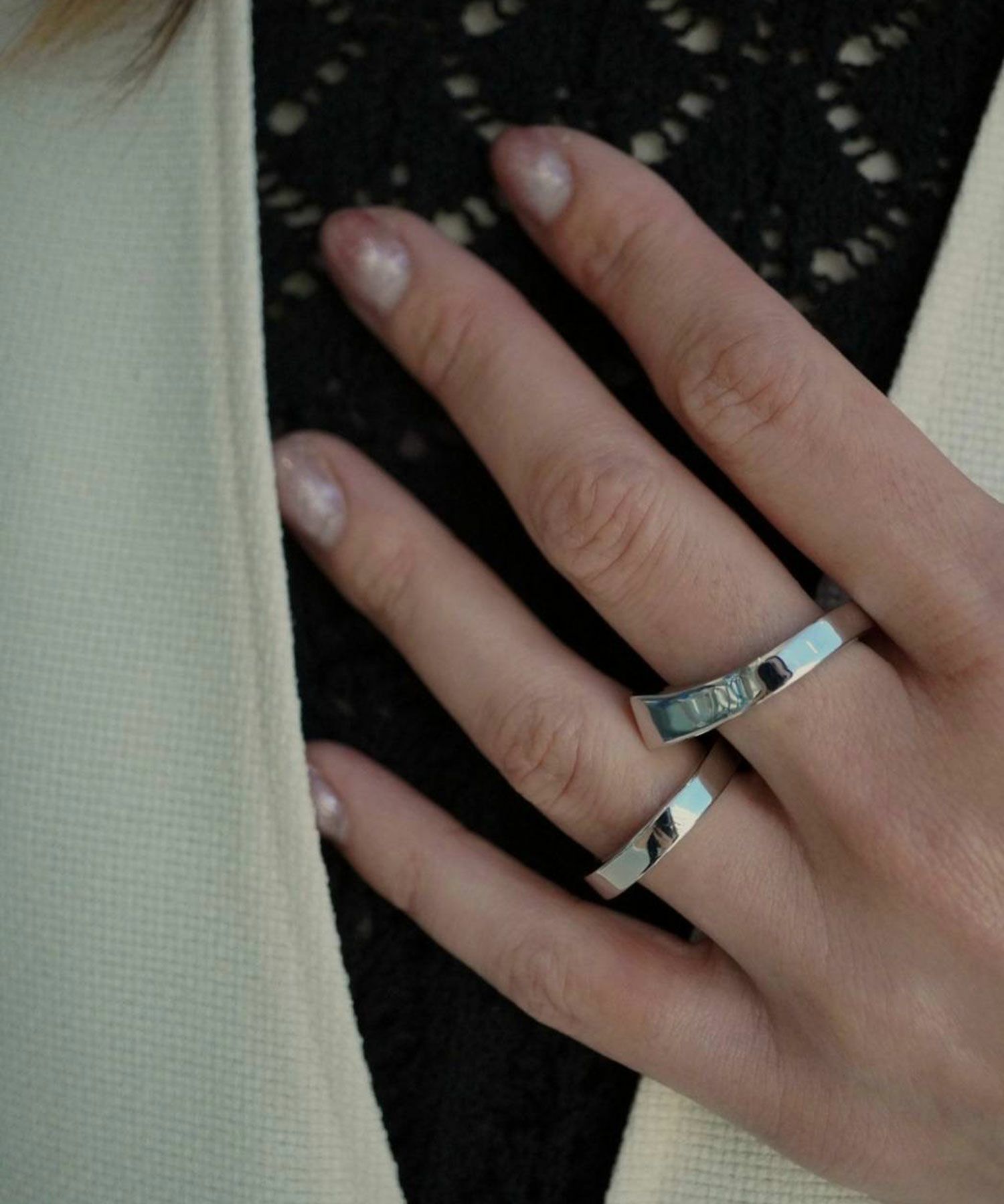 スクエアラインダブルリング