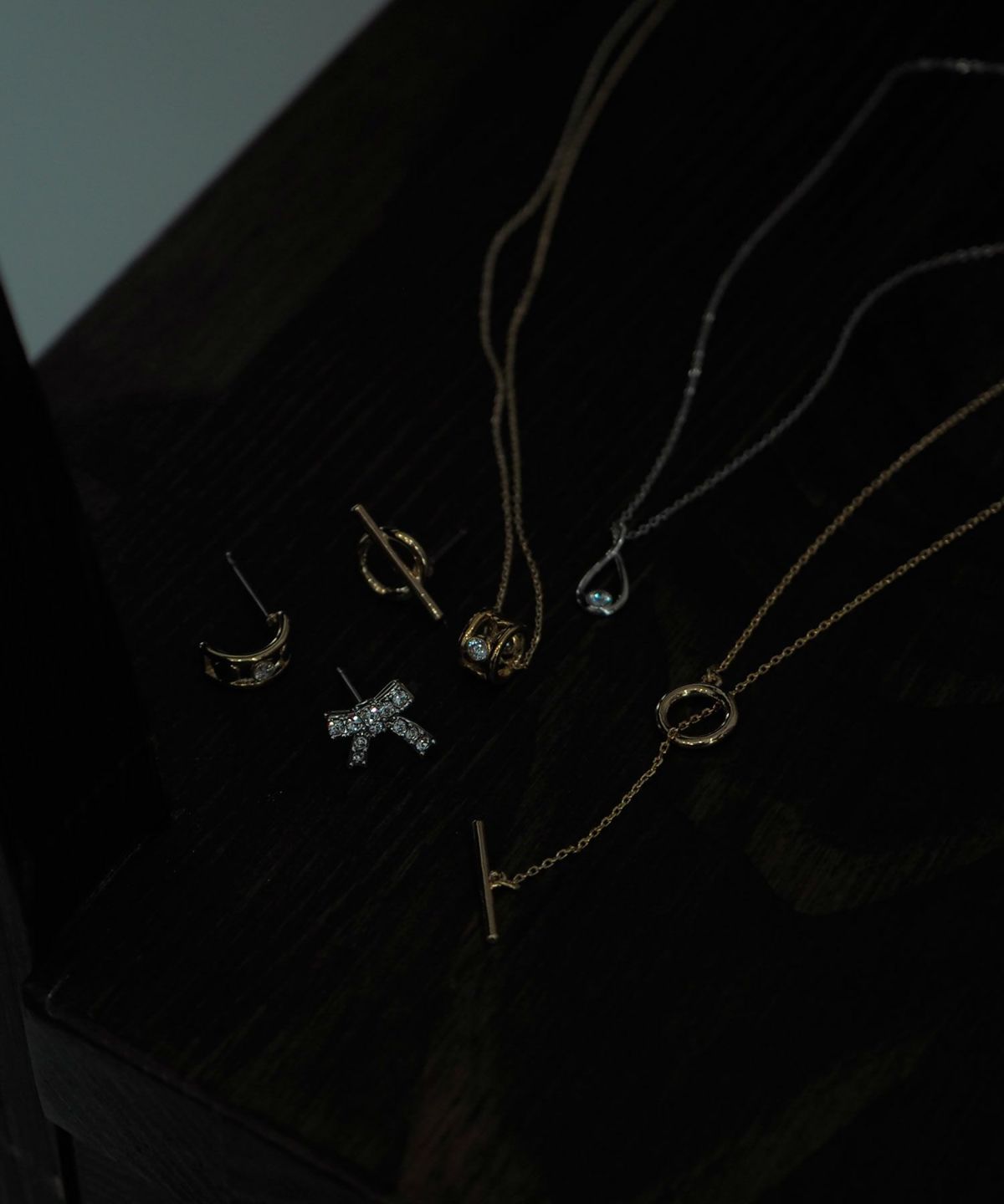 ジルコニアリングピアス