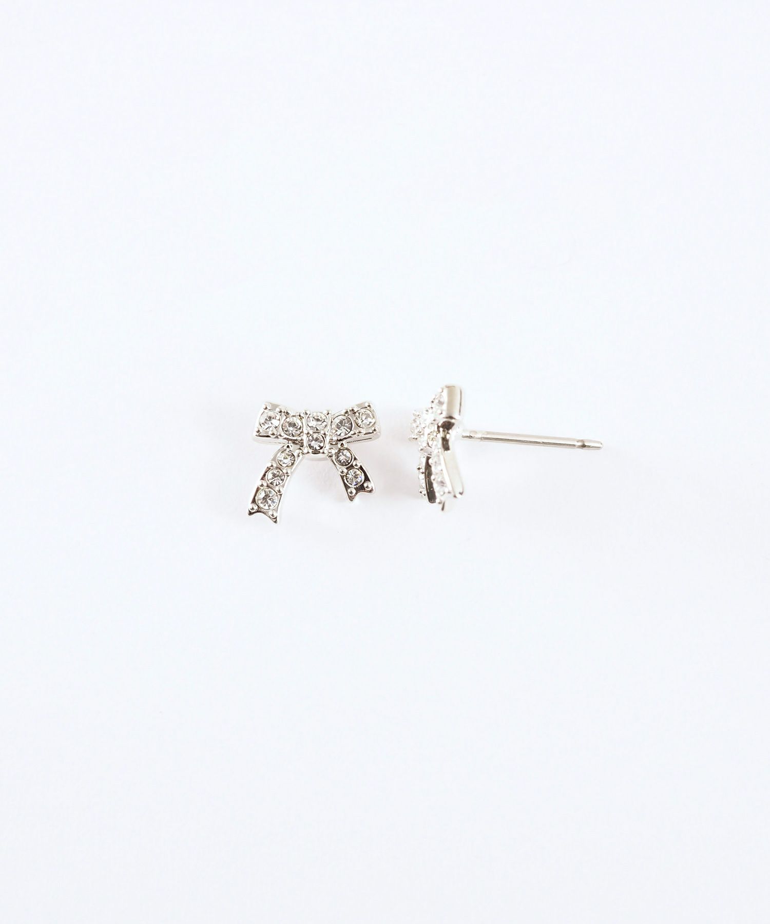 ラインストーンリボンチタンポストピアス