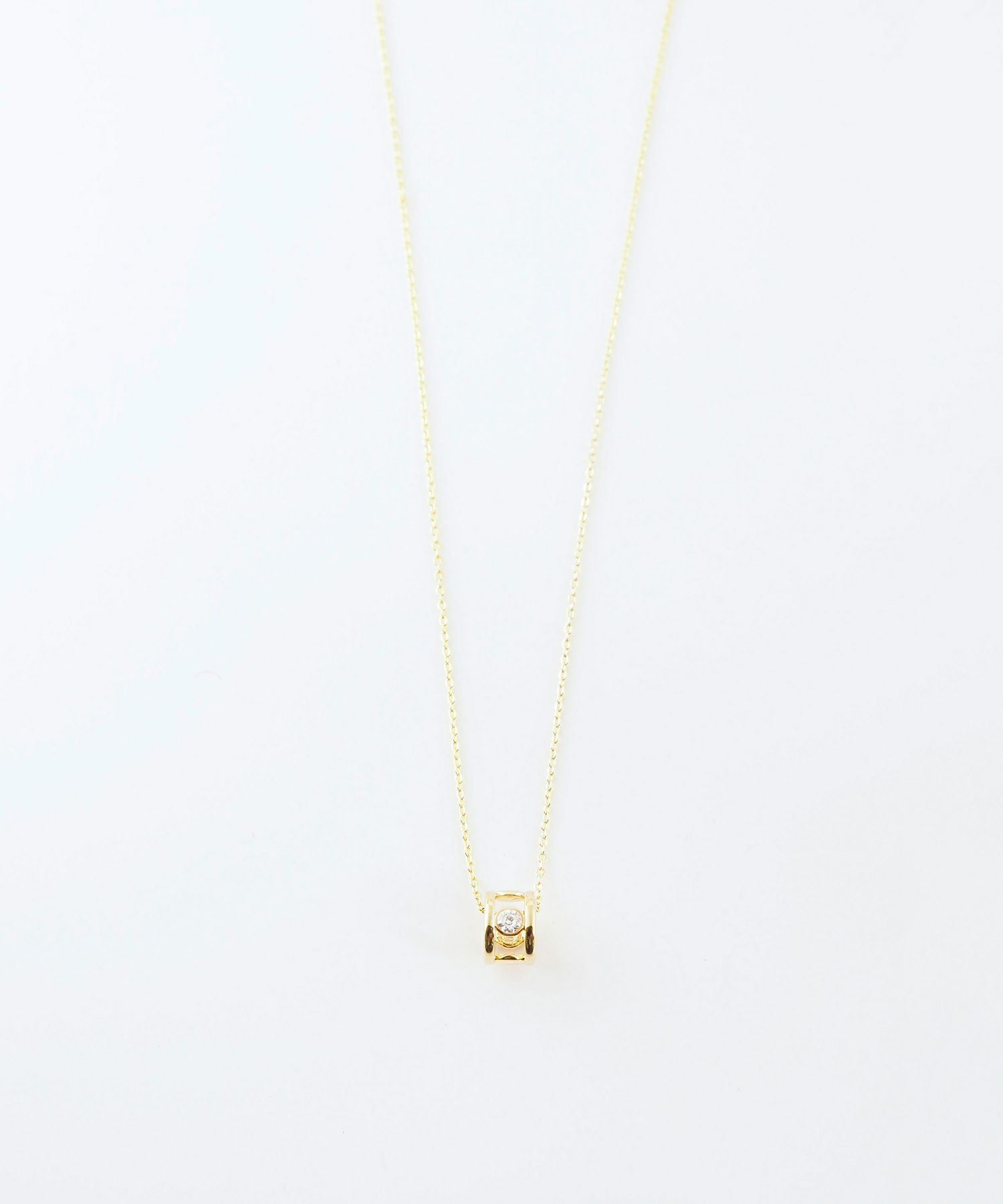 ジルコニアリングネックレス