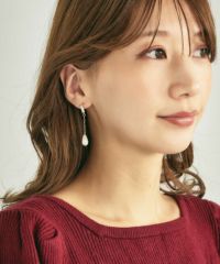 ドロップパールチェーンキュービックチタンポストピアス