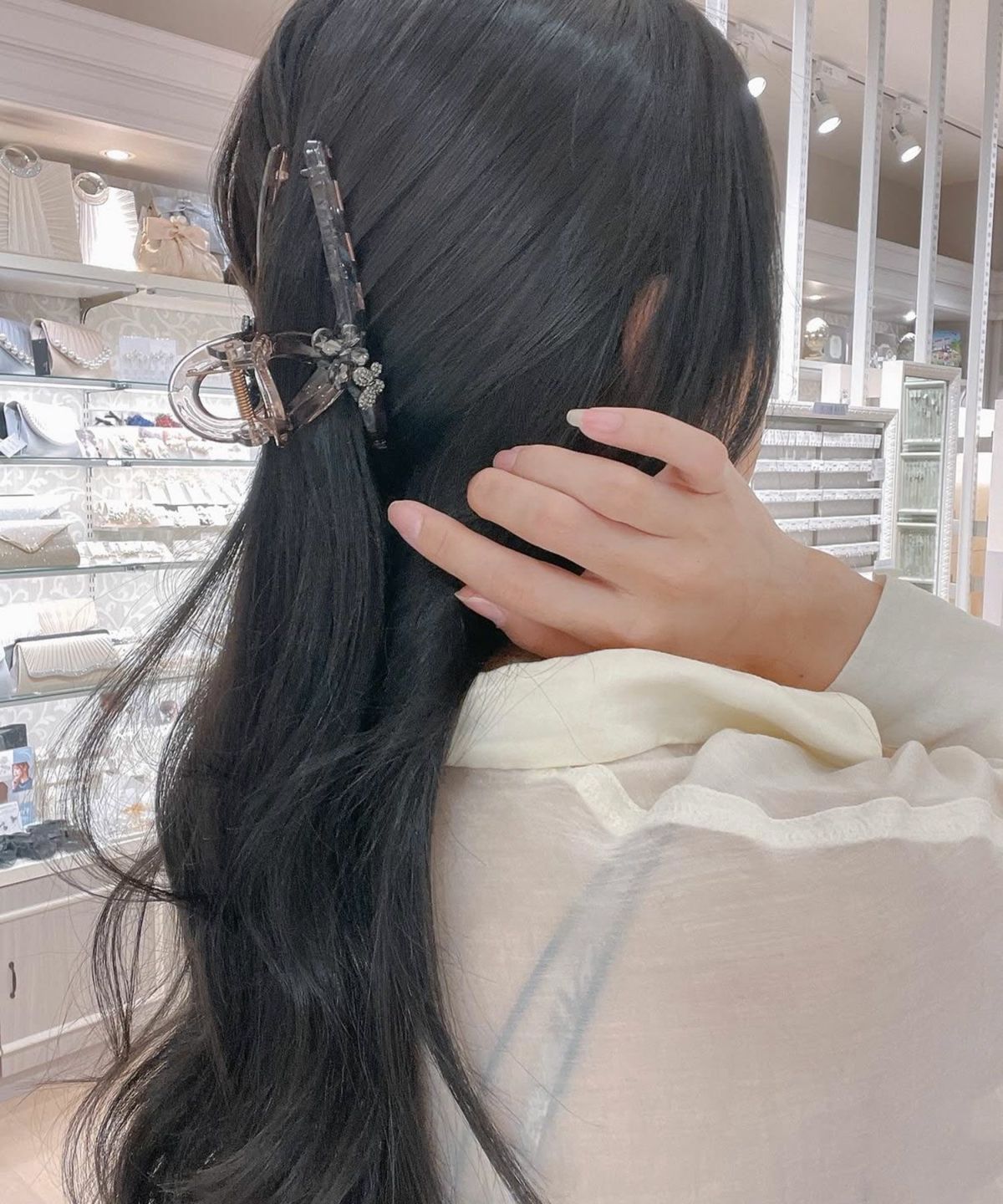 バタフライビジューくるりんバンスクリップ