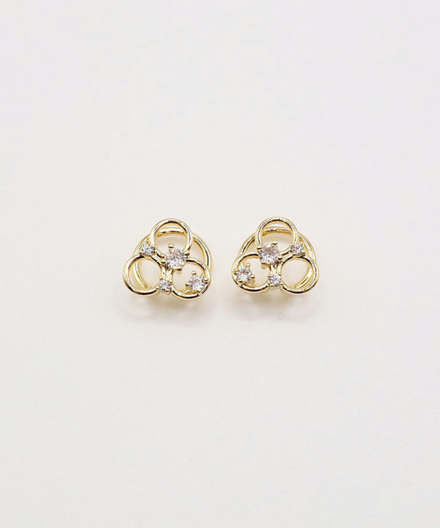 ミツバラインラウンドメタルイヤリング