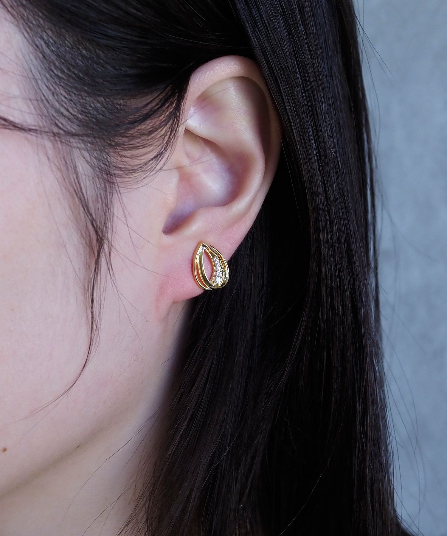 ダブルドロップラウンドメタルイヤリング