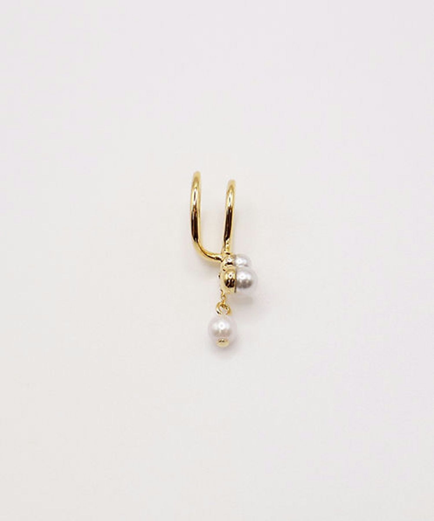 ニュアンスパールラウンドメタルイヤリング