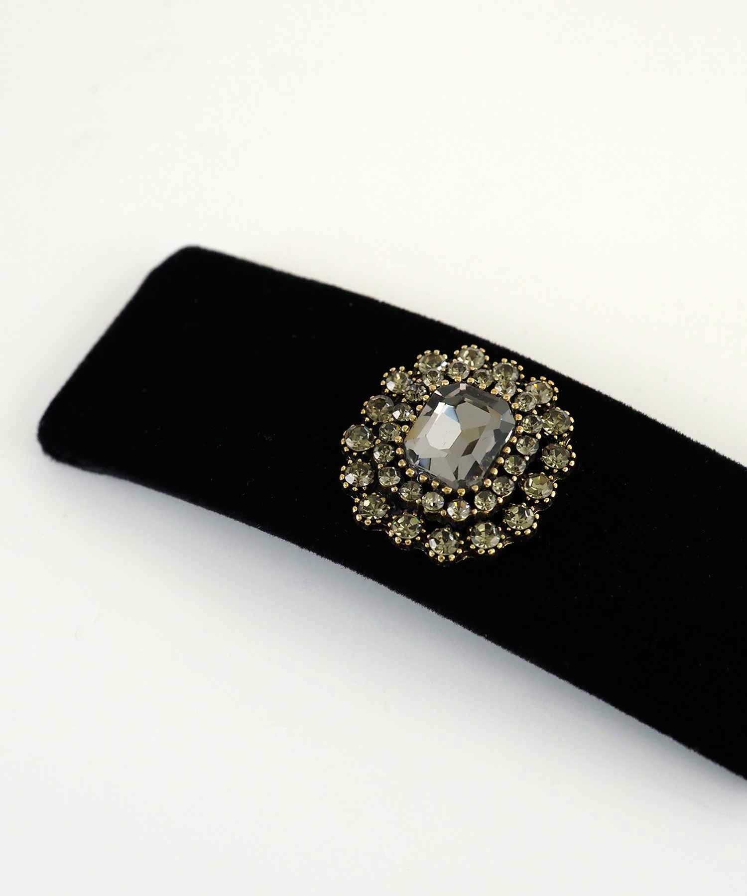 ビジューベロアパッチンピン【Grace】