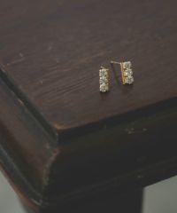 [K10]サイドバージルコニアピアス【cucia】