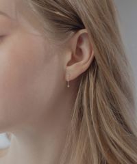 [K10]トロワジルコニアピアス【cucia】
