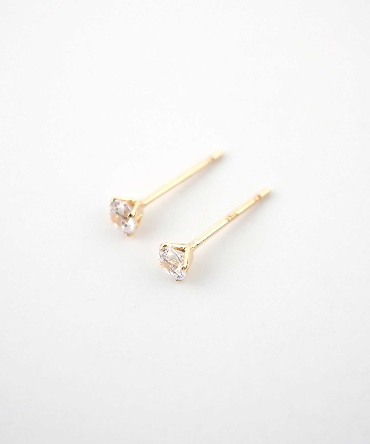 【web限定】[K10]ルミナスジルコニアピアス【cucia】