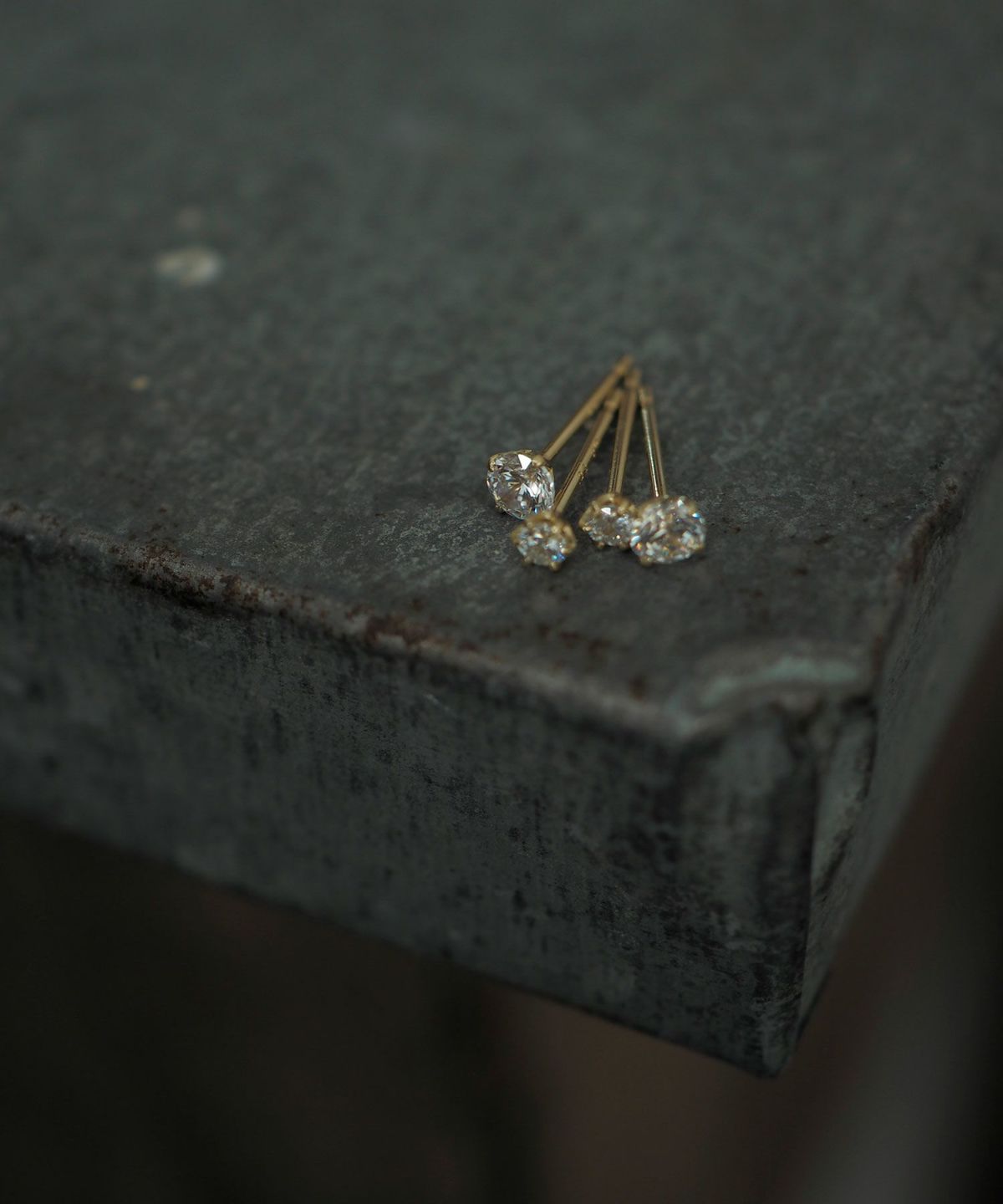 【web限定】[K10]ルミナスジルコニアピアス【cucia】