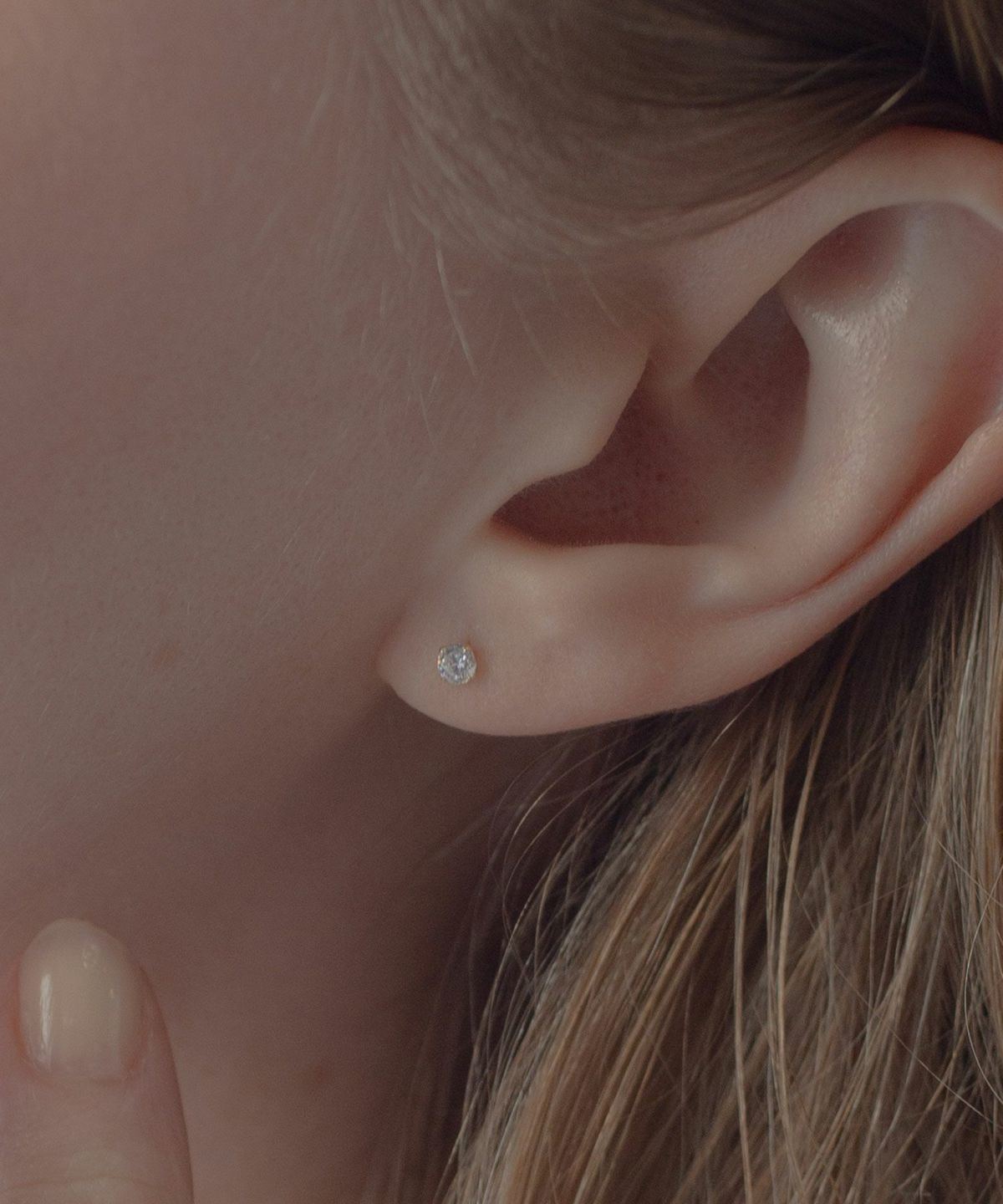 【web限定】[K10]ルミナスジルコニアピアス【cucia】