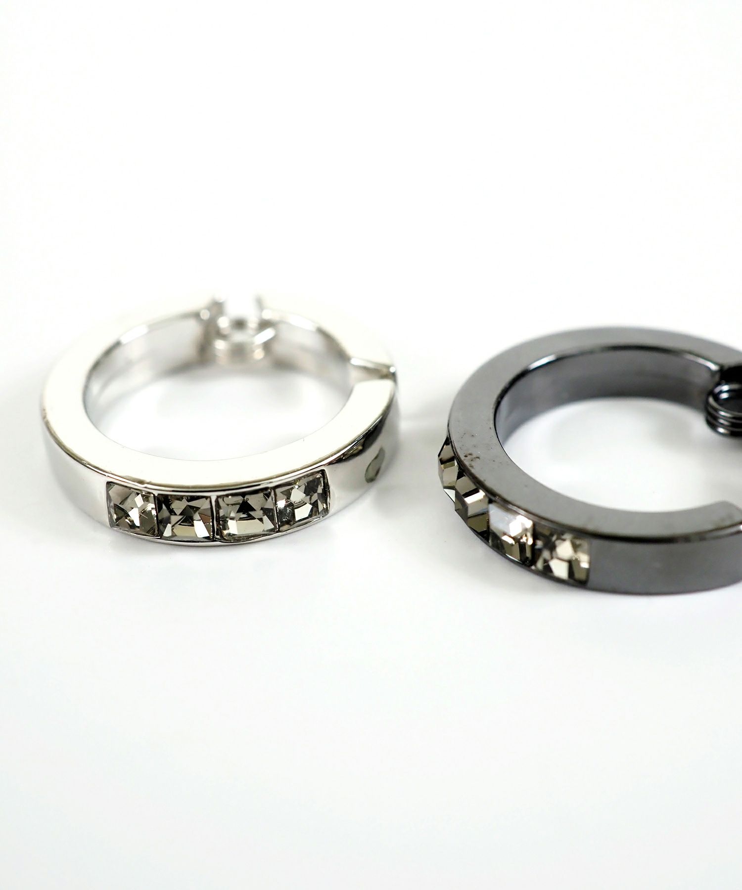 キューブラインクラッチイヤリング