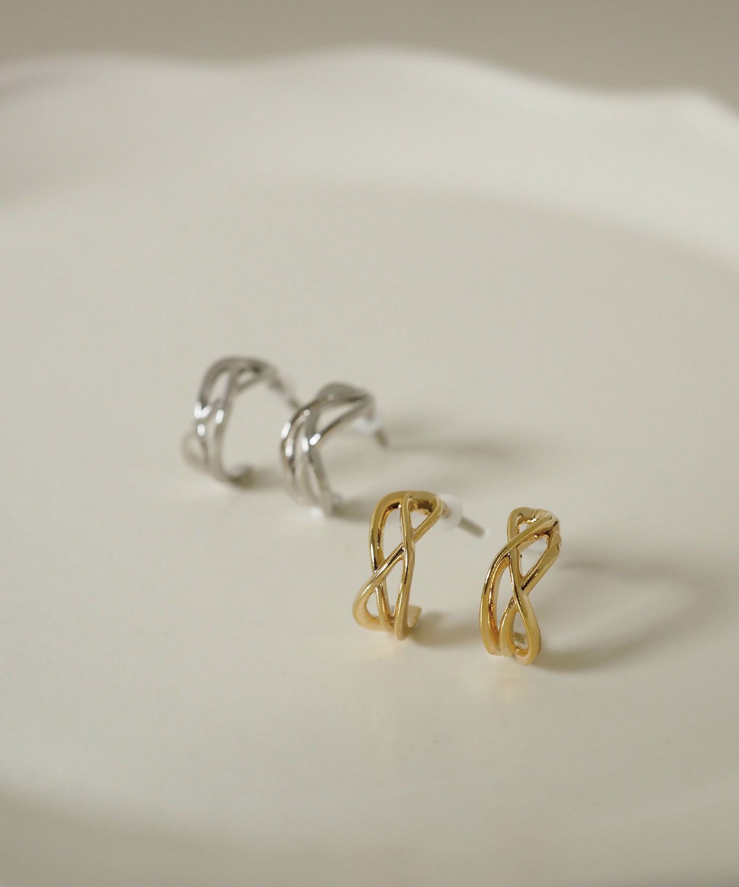 【web限定】レーテ樹脂コーティングポストピアス