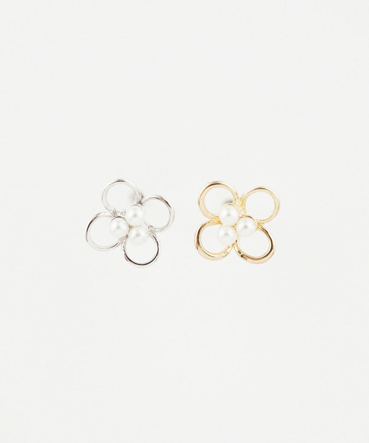 ワイヤークローバピュアチタンロングポストピアス