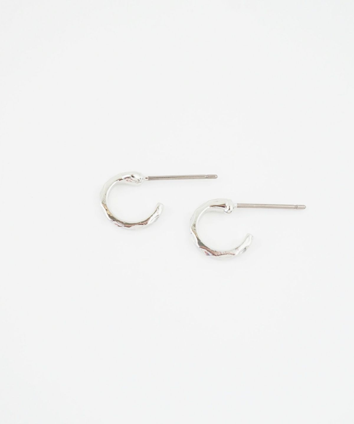 カッティングフープピュアチタンロングポストピアス