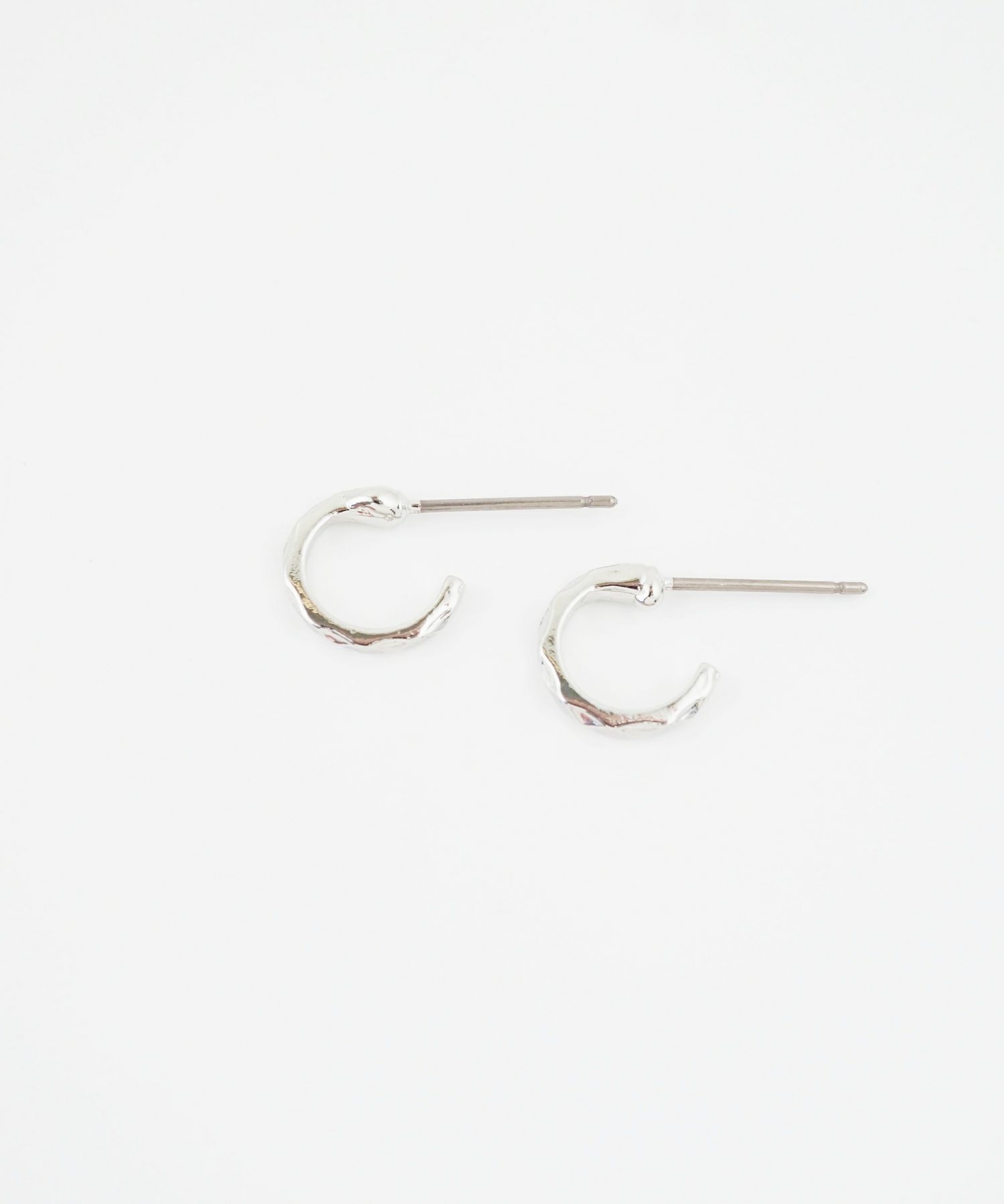 カッティングフープピュアチタンロングポストピアス