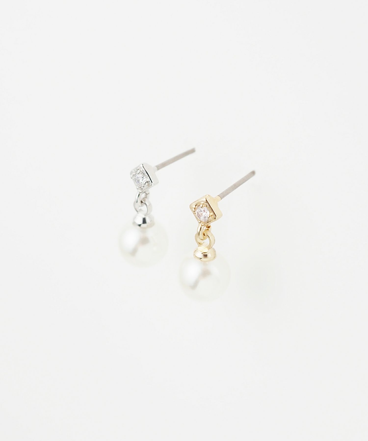 プラパールビジューピュアチタンロングポストピアス