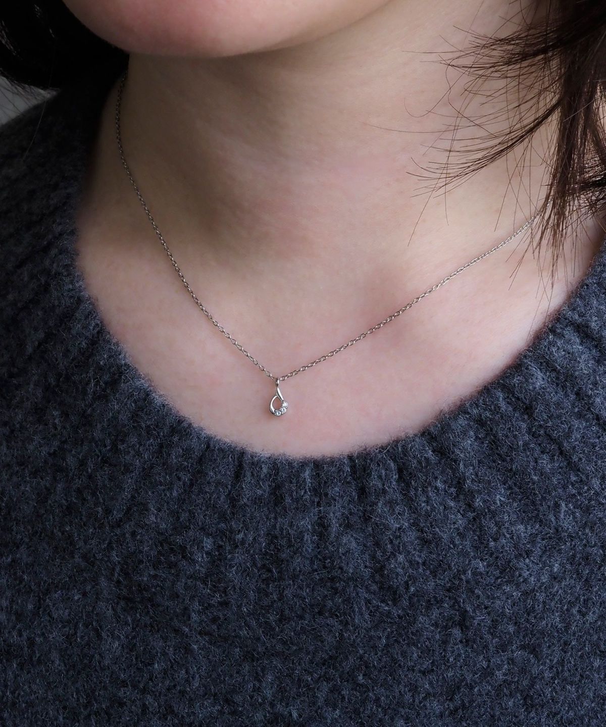 プチドロップステンレスネックレス