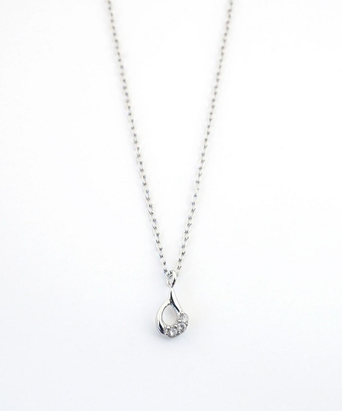 プチドロップステンレスネックレス