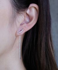 ラインストーンバックチェーンチタンポストピアス