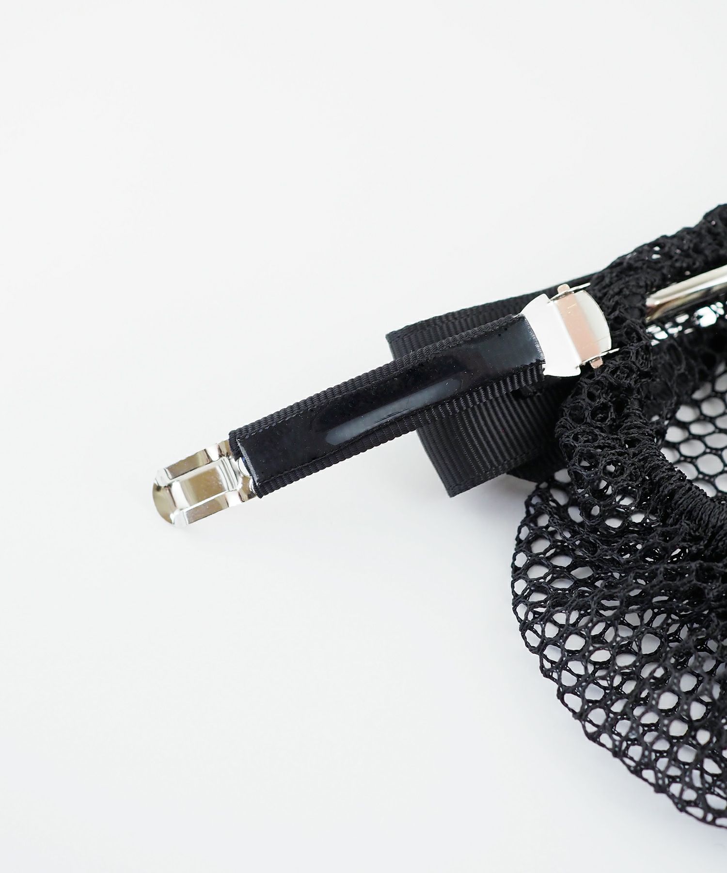 ピタッとズレないネット付きスリムリボンバレッタ