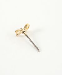 リボンポイントストーンチタンポストピアス