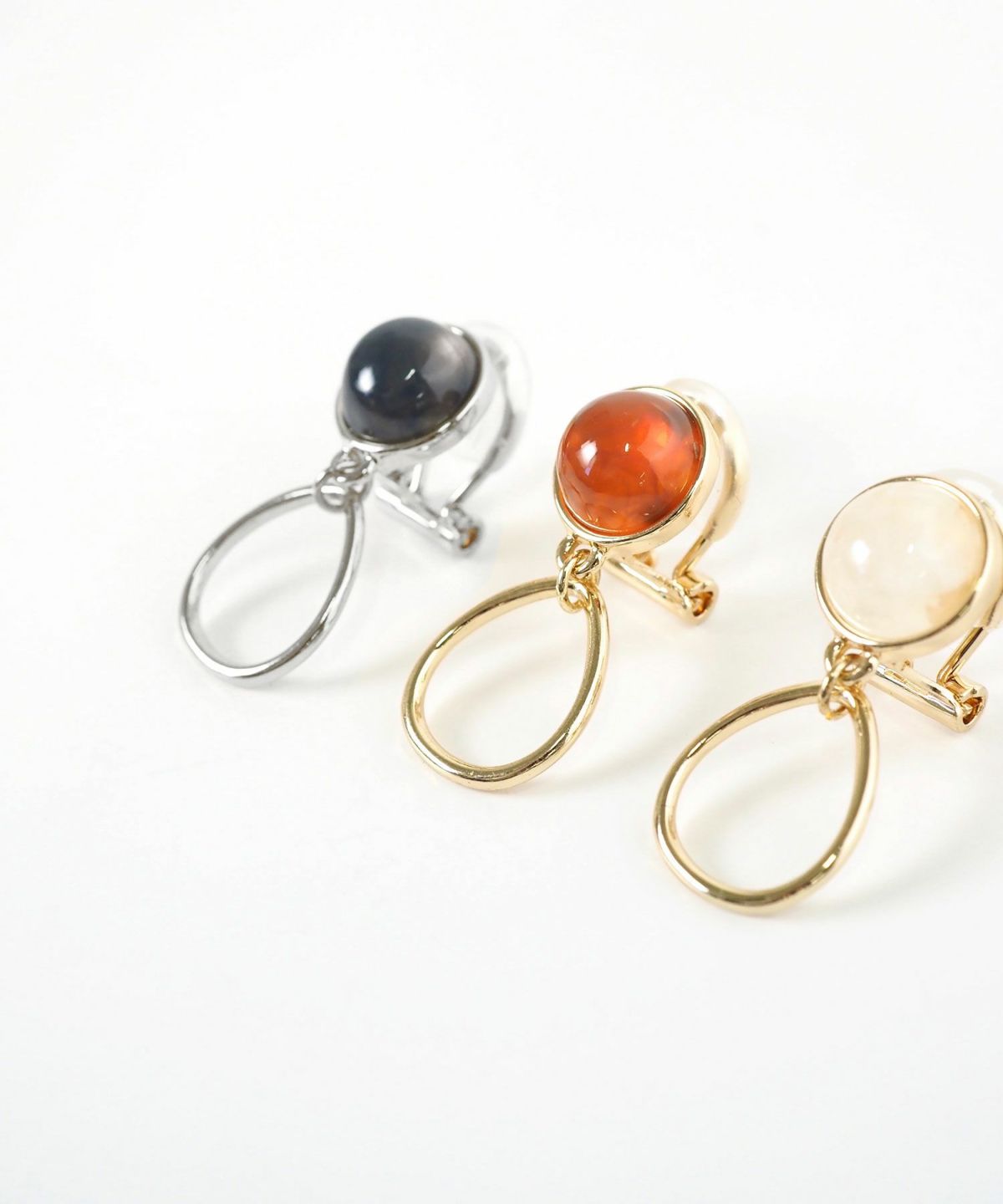 ラウンドカラーストーンクリップイヤリング