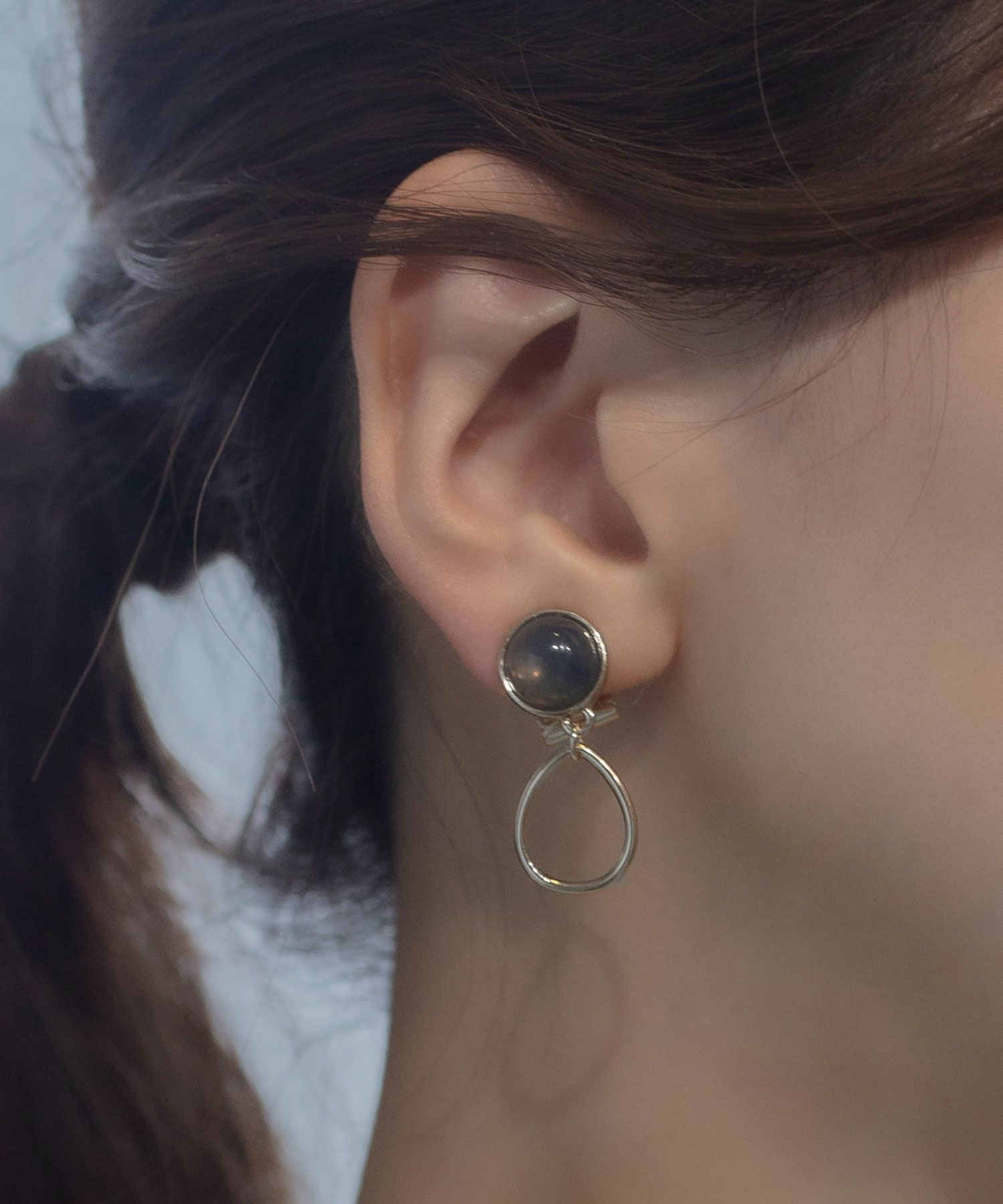 ラウンドカラーストーンクリップイヤリング