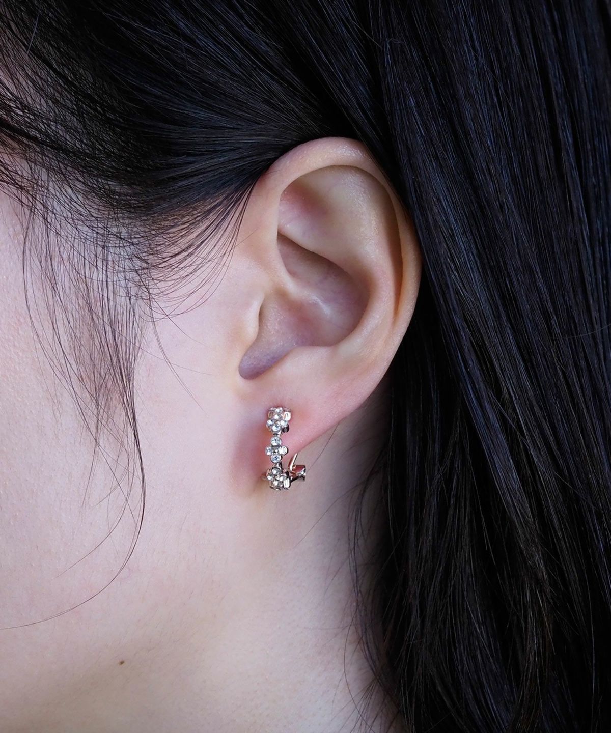 フラワーストーンクリップイヤリング