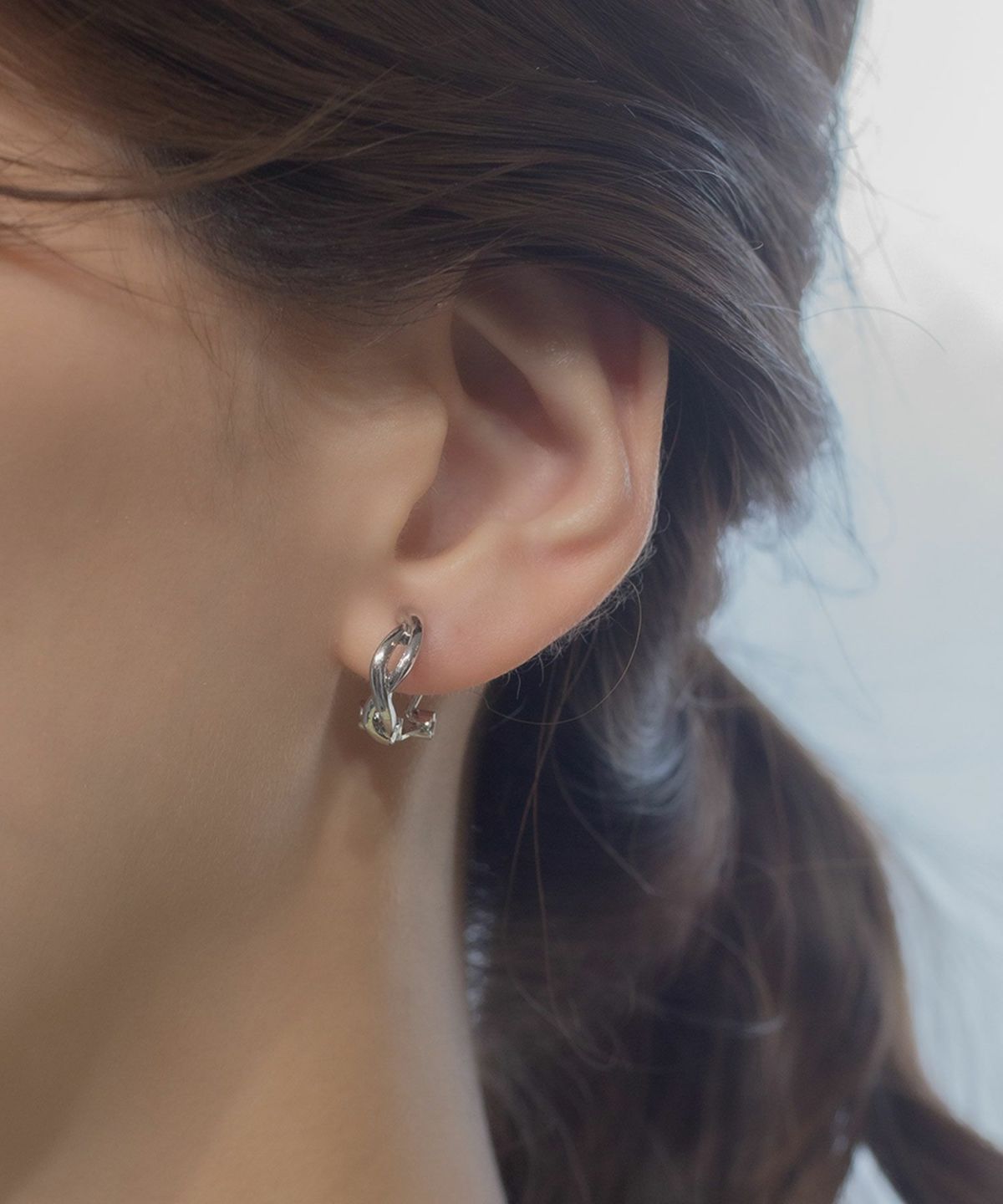 ツイストラインクリップイヤリング