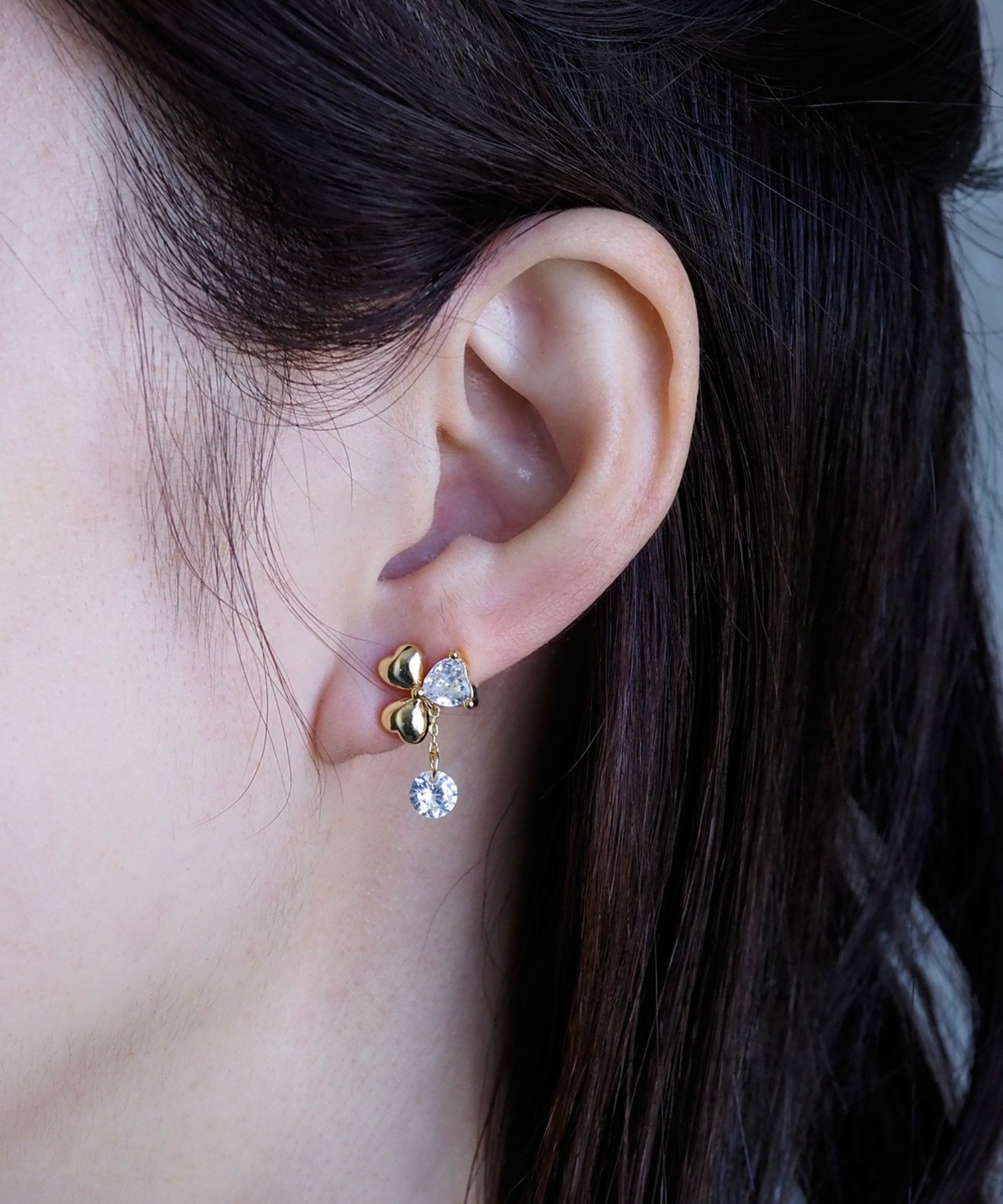 ミツバビジューラウンドメタルイヤリング