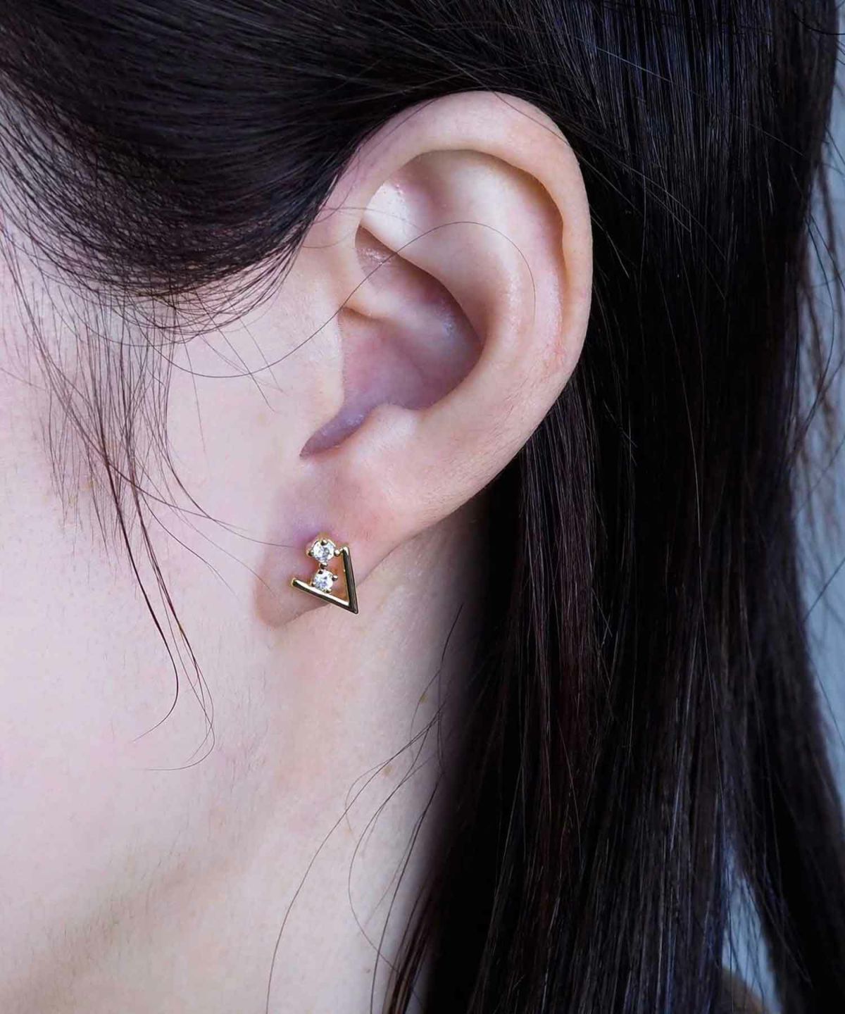 ワンアングルセラミックポストピアス