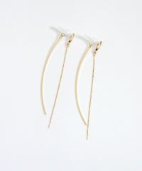 ストレートチェーンセラミックポストピアス