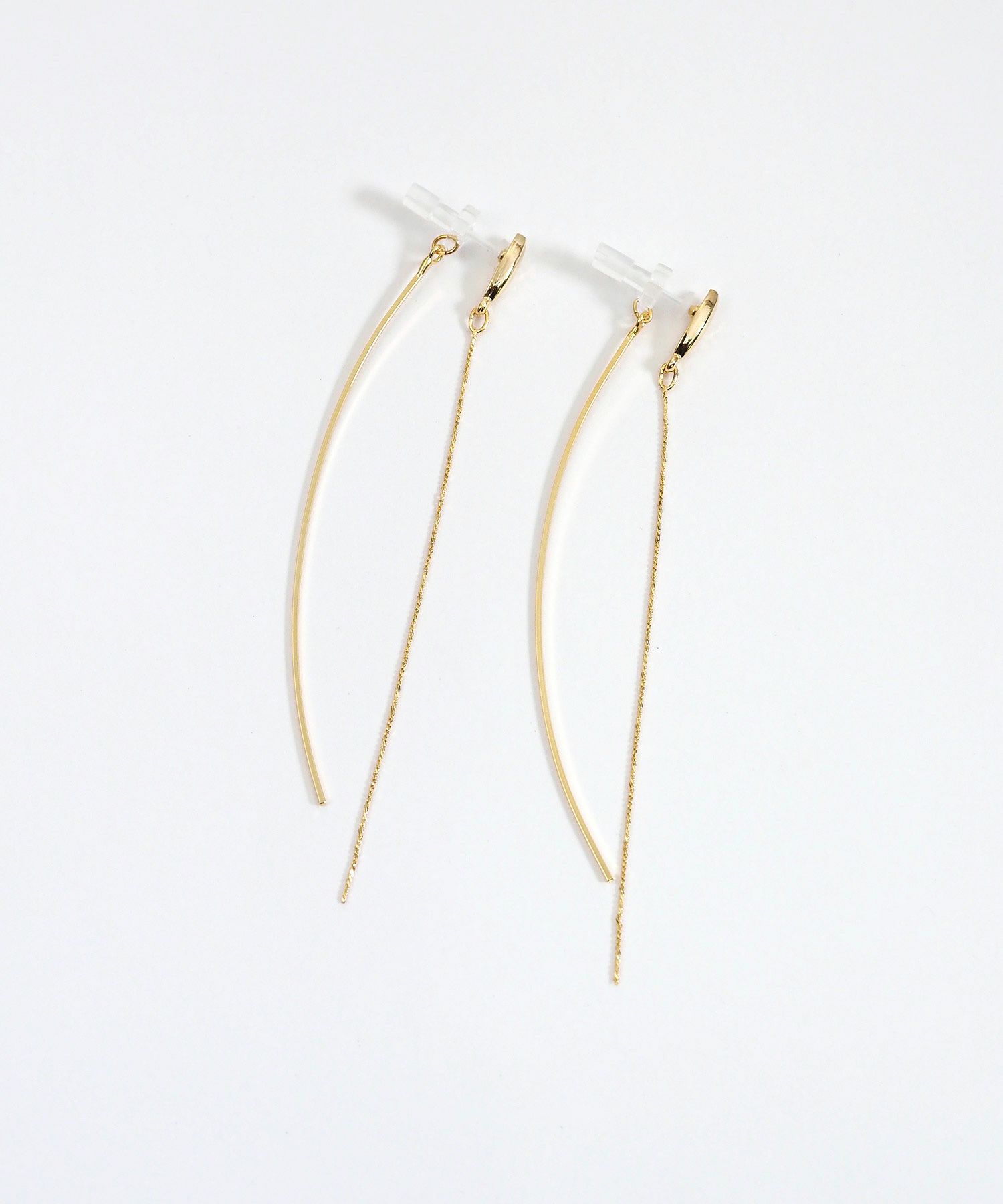 ストレートチェーンセラミックポストピアス