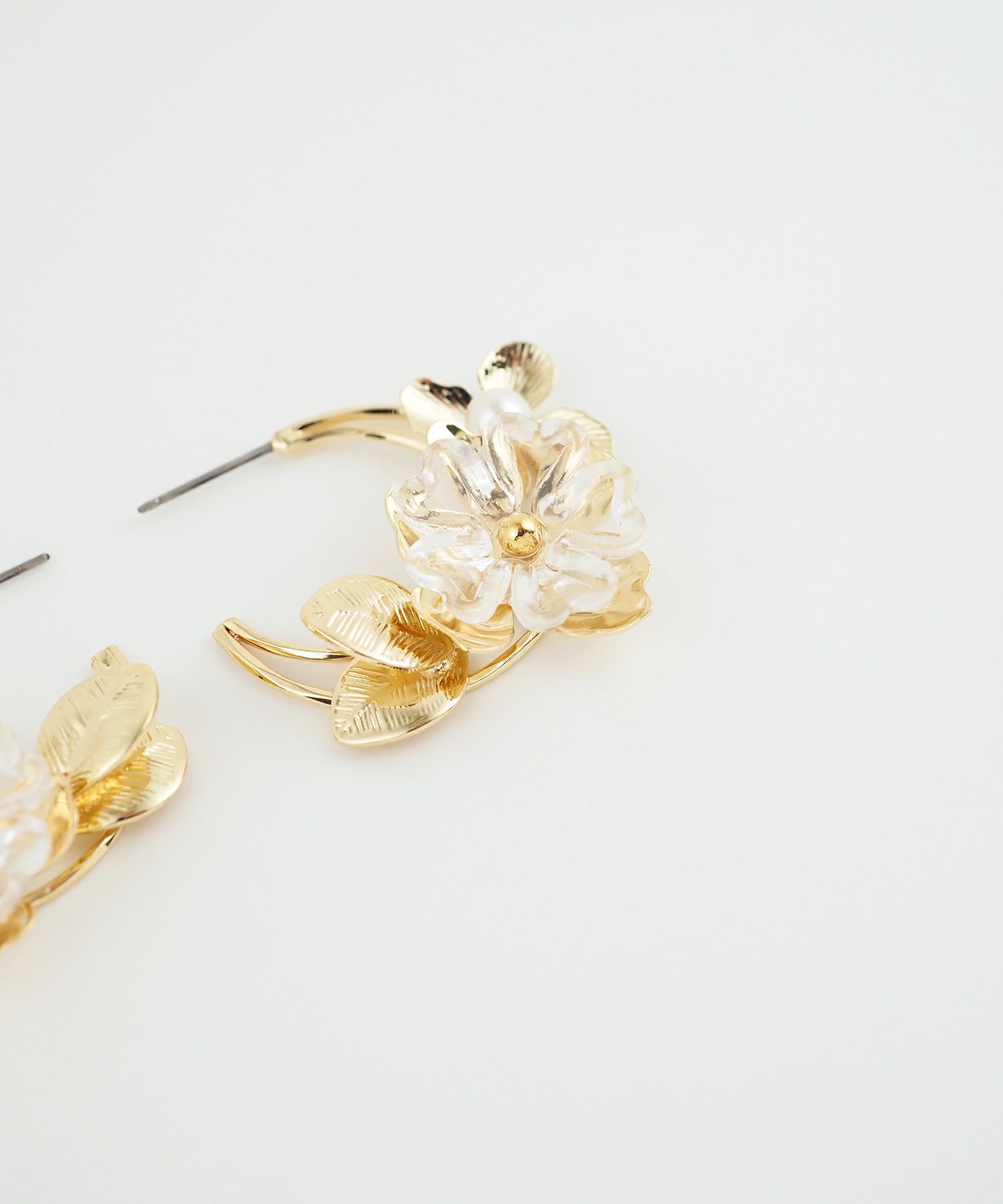 フラワーフープステンレスポストピアス【Sereno】